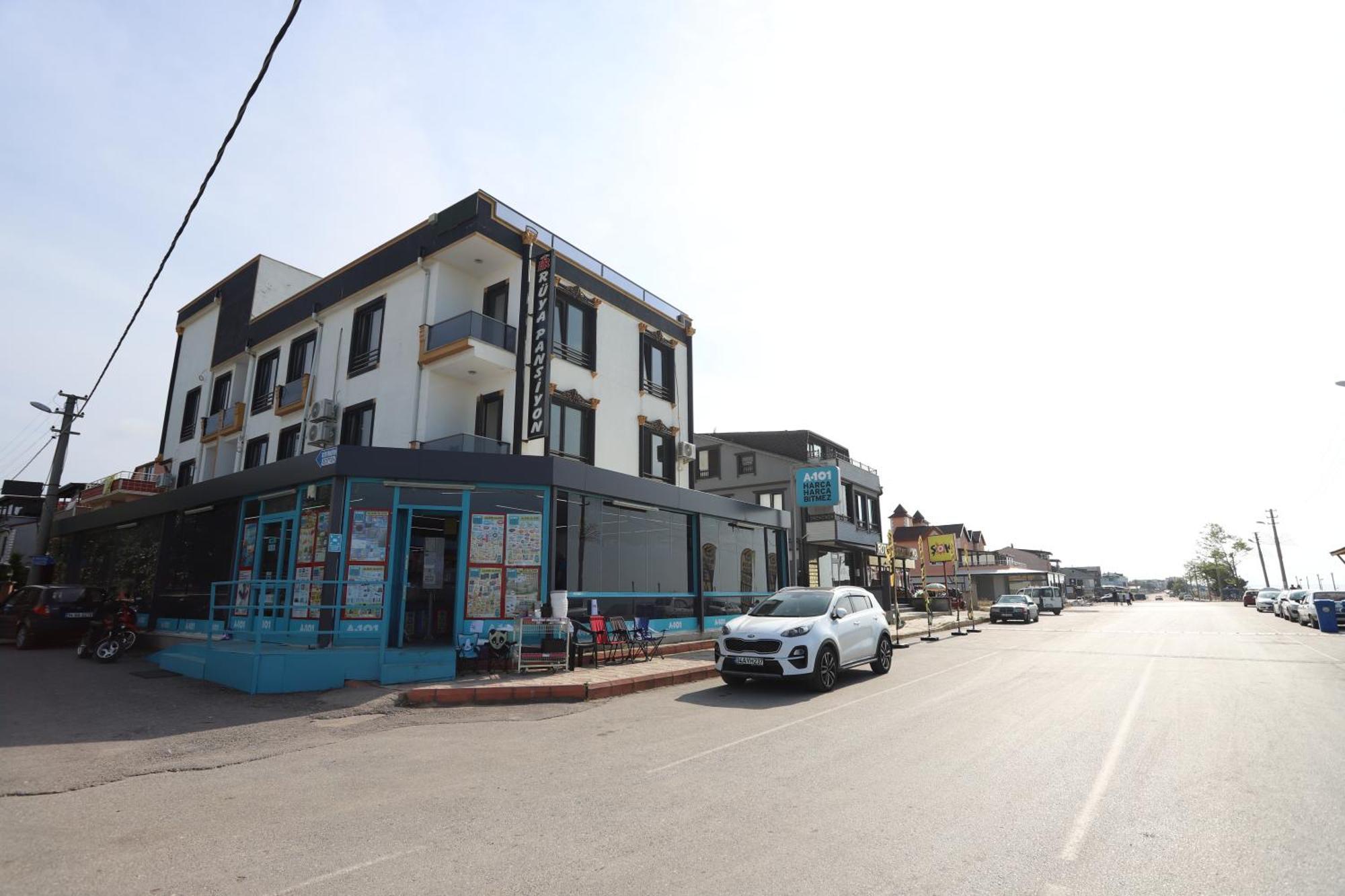 Rueya Pansiyon Apart Otel Yukarı Yukarı Kocaali Екстериор снимка