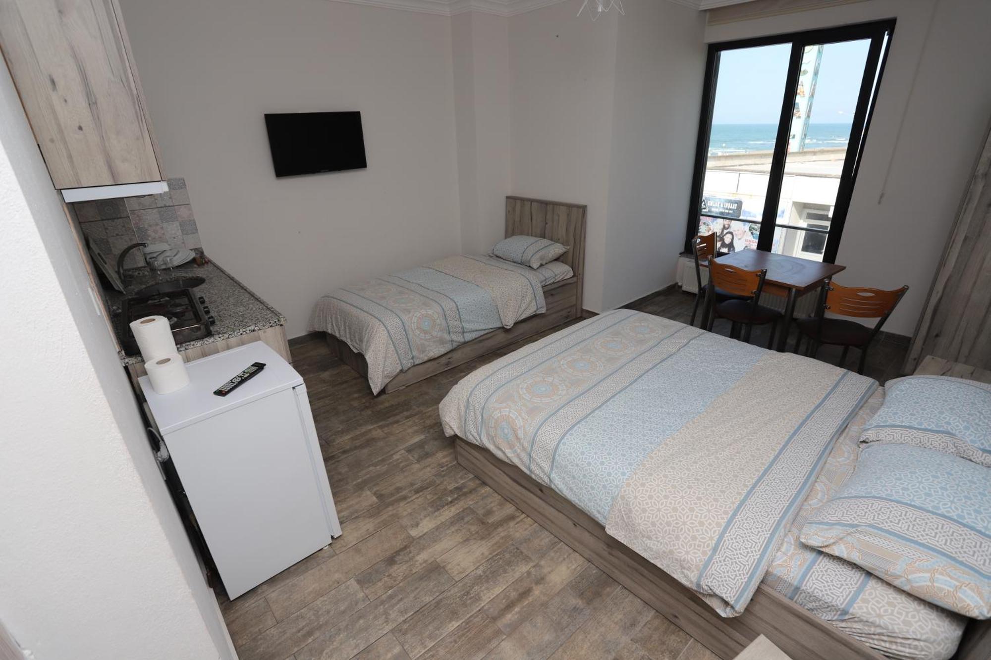 Rueya Pansiyon Apart Otel Yukarı Yukarı Kocaali Екстериор снимка