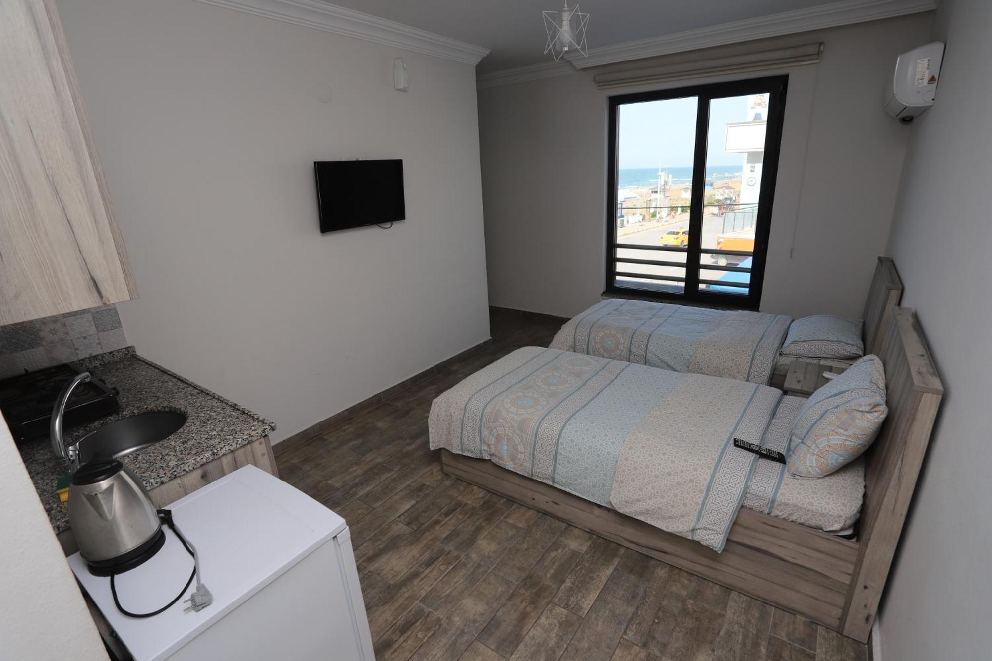 Rueya Pansiyon Apart Otel Yukarı Yukarı Kocaali Екстериор снимка