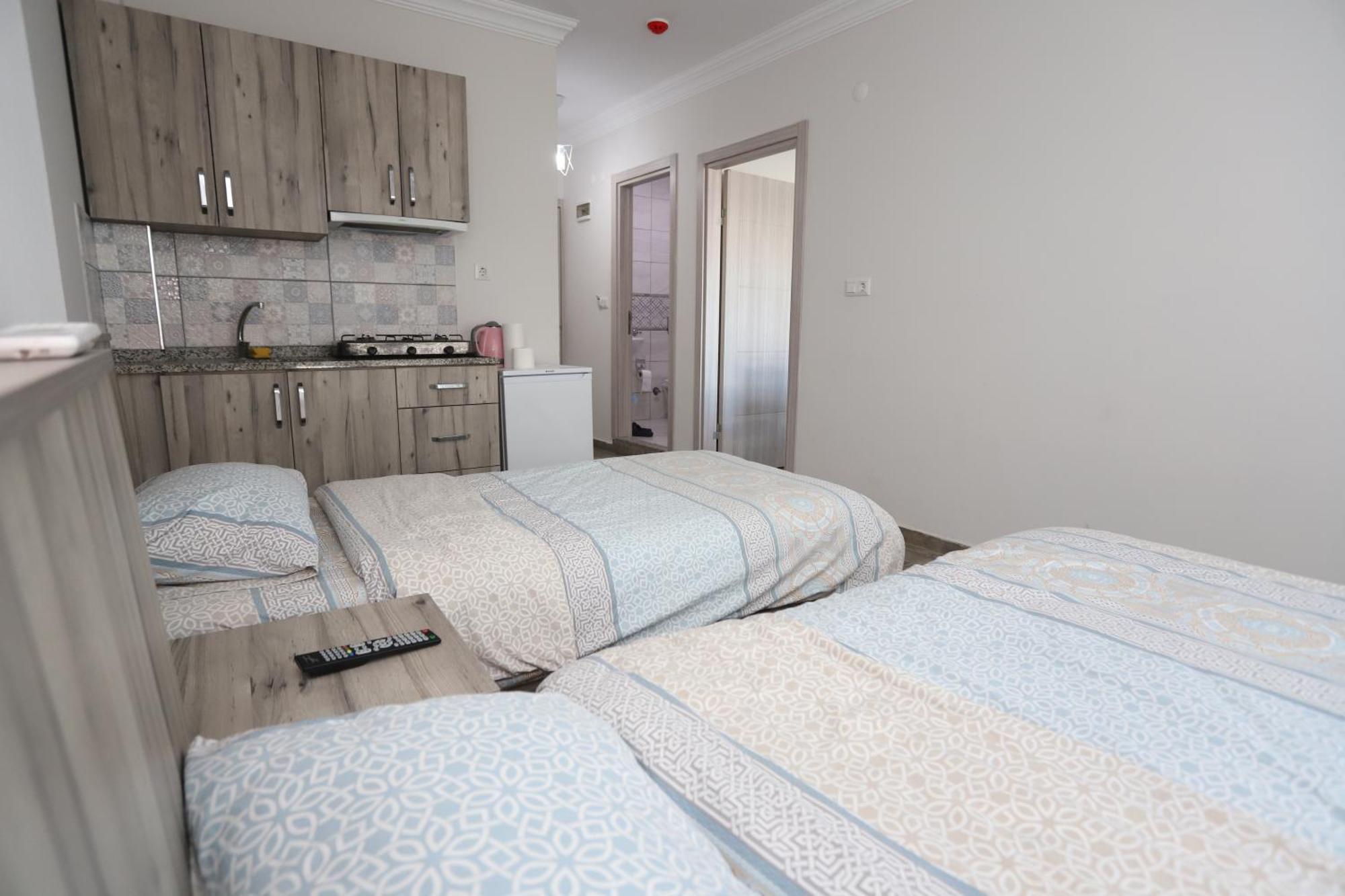Rueya Pansiyon Apart Otel Yukarı Yukarı Kocaali Екстериор снимка